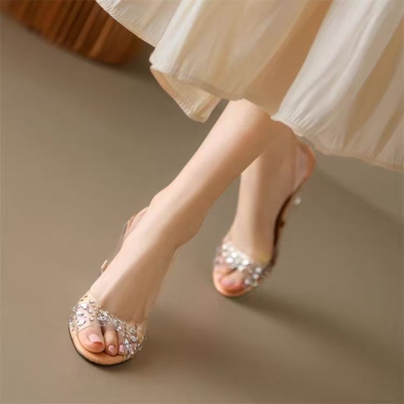 Nuevas Sandalias de Verano con - Clear Strap Heel reseña y precio